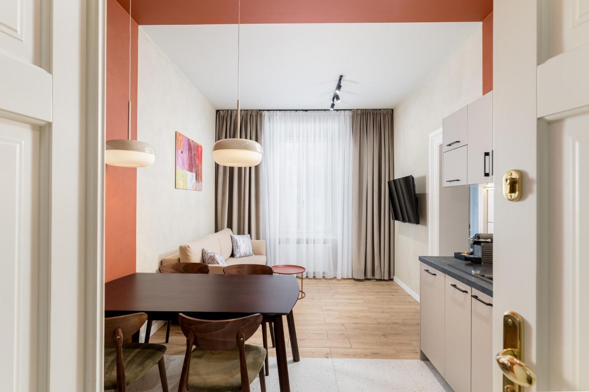1898 Parkside Boutique Residence Краков Экстерьер фото