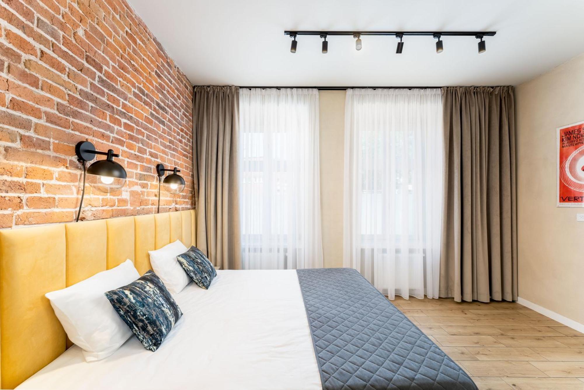 1898 Parkside Boutique Residence Краков Экстерьер фото