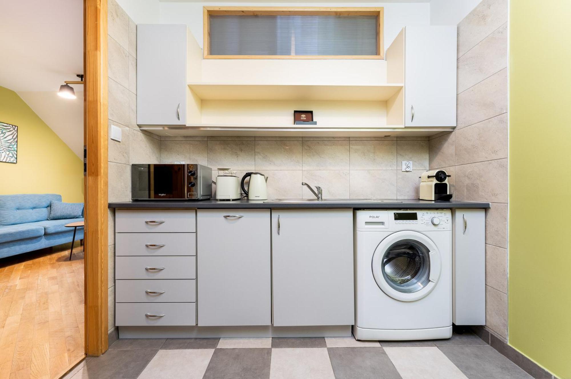 1898 Parkside Boutique Residence Краков Экстерьер фото